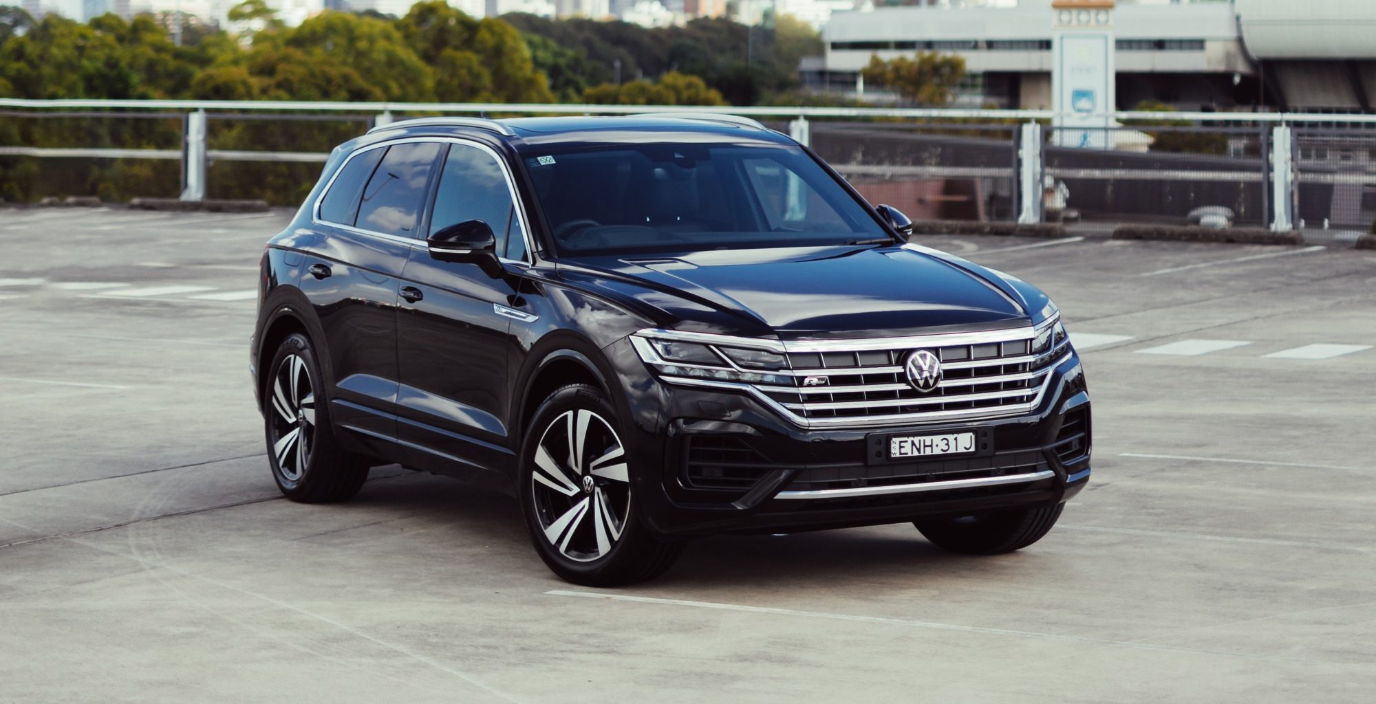 Volkswagen Touareg Solitaire Automotive Group